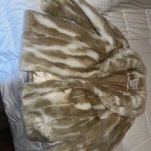 Bege Fur Jacket Urban Outfitters